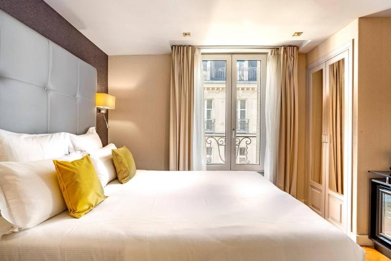 Classic Double Room image 1