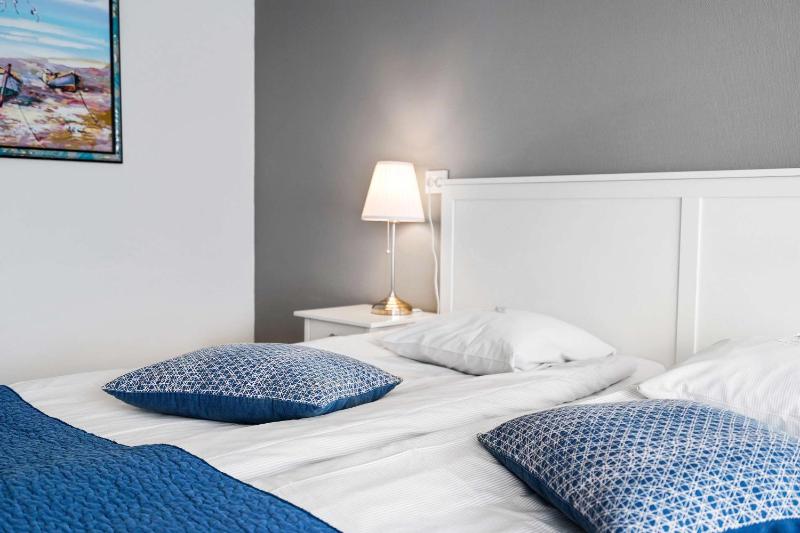 Standard Twin Room image 2