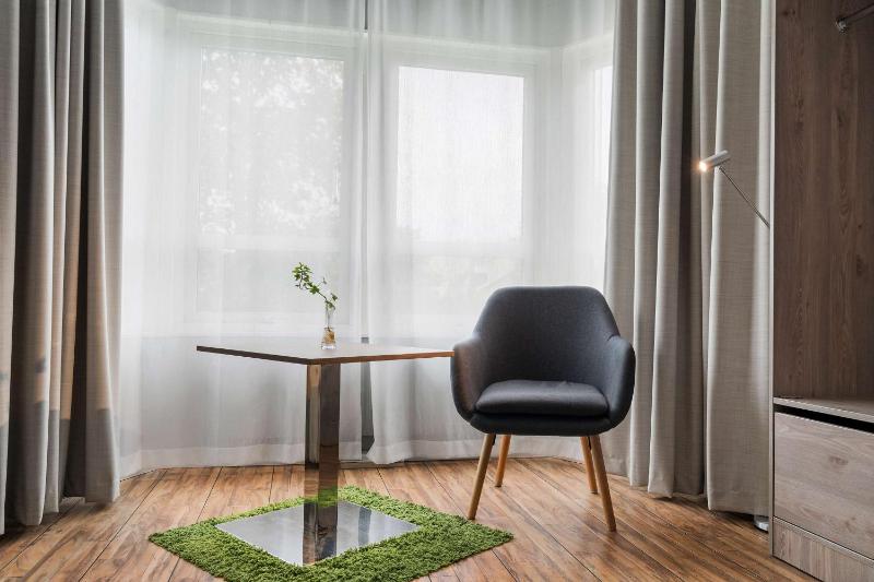 Standard Single Room image 2