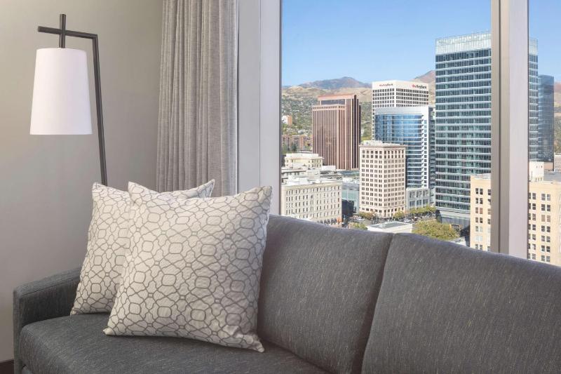 Hyatt Regency Salt Lake City - image 13