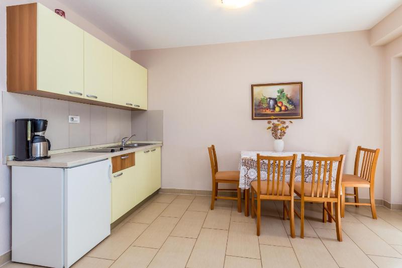 Apartman Ana - image 27