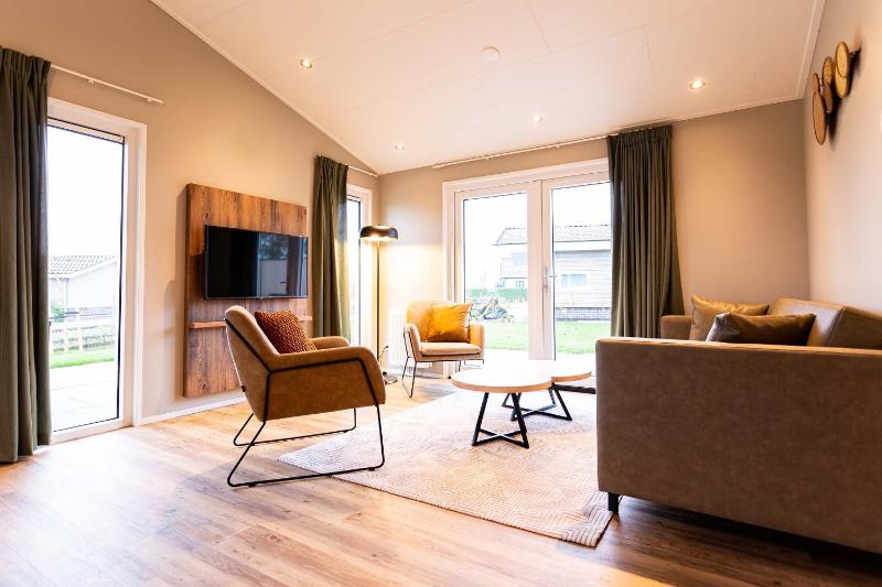 Apartment image 2
