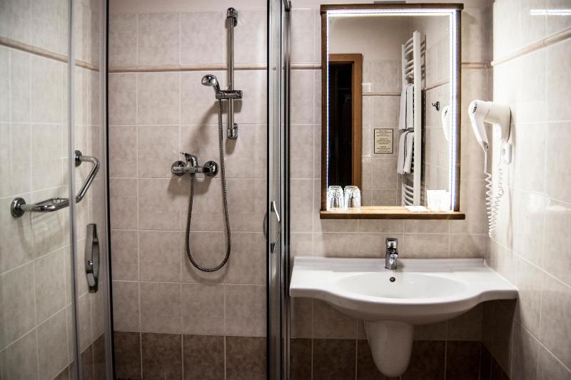 Double Room image 4