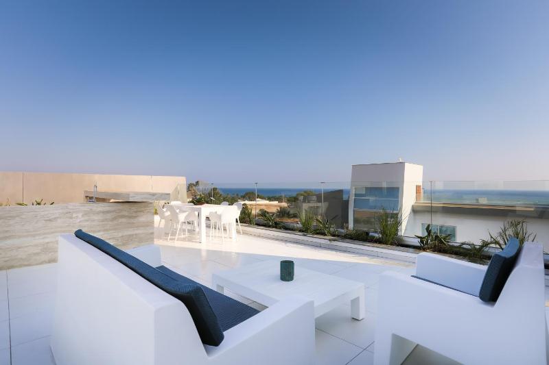 Cove Seaview Villas - Neptune - image 6