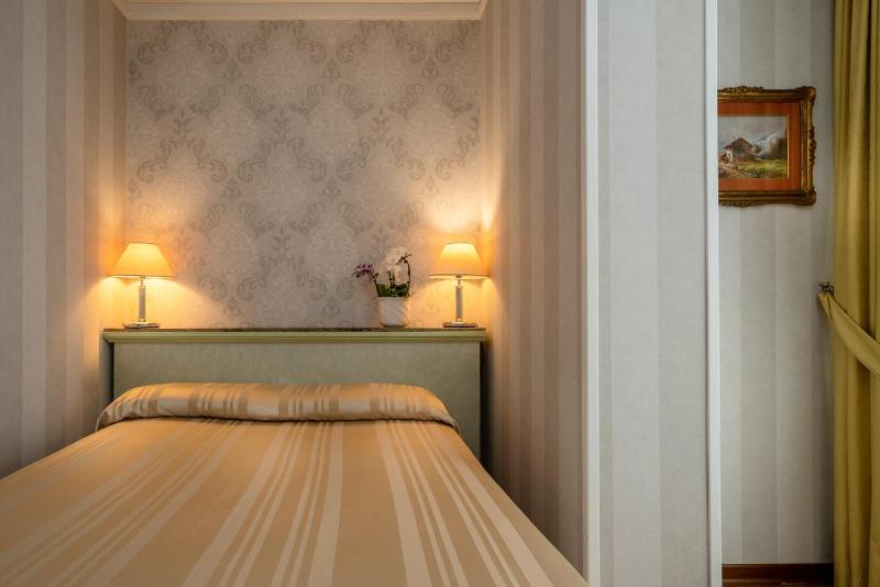 Executive Single Room image 4