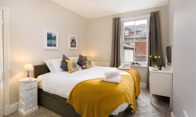 Thirty Blencathra Street - image 18