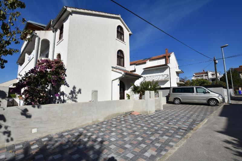 Apartment Donna - image 23