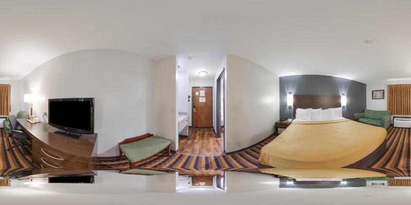 King Room image 2