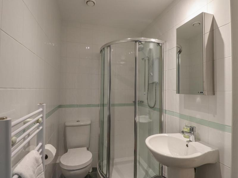 Hillhead - image 25
