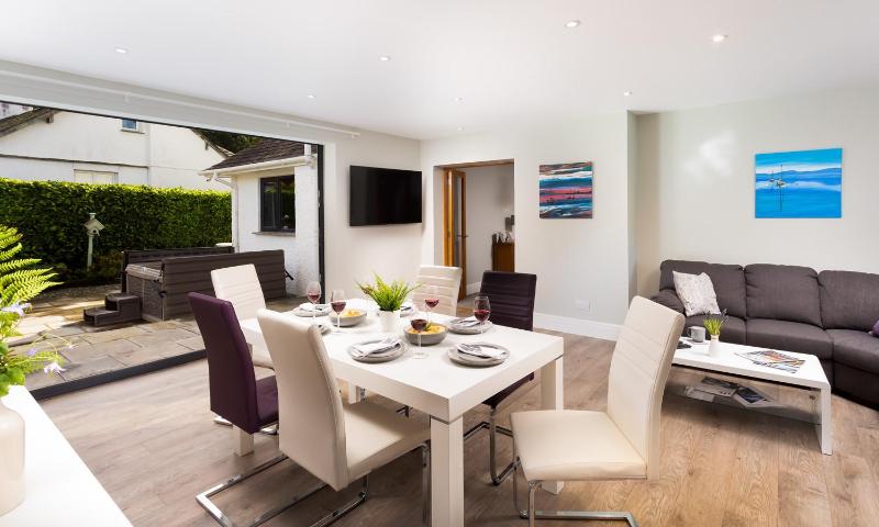 Glebe Holme - image 3