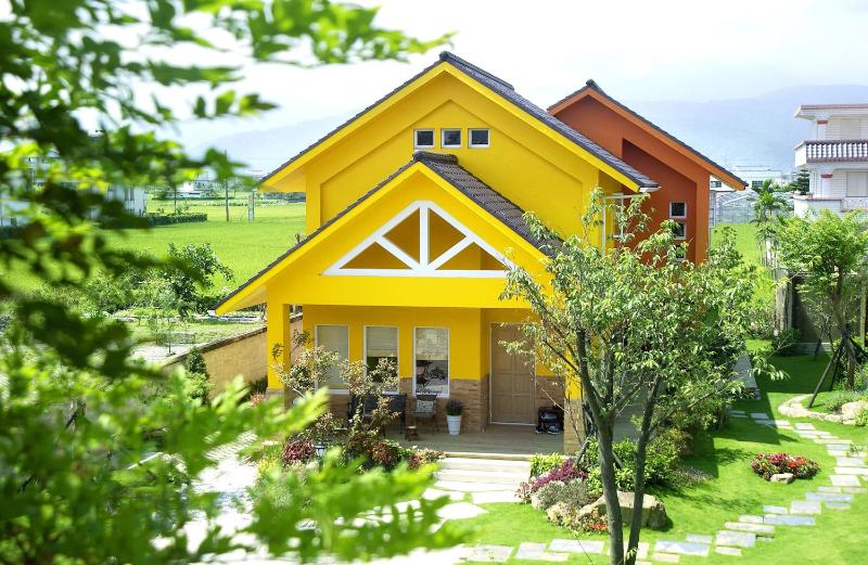 The Dew B&B 晨露庄 民宿 - image 1