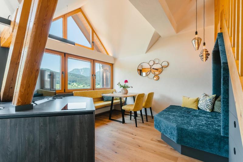 Two-Bedroom Apartment with Lake View image 1