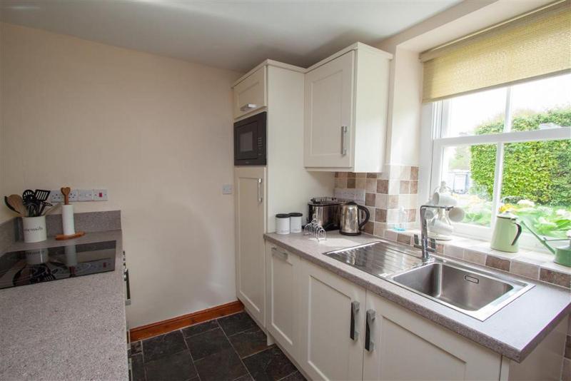 Swinside Cottage - image 3