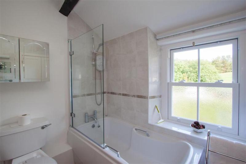 Swinside Cottage - image 4