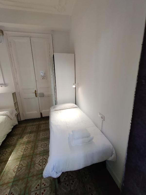 Hostal del Palau - image 11