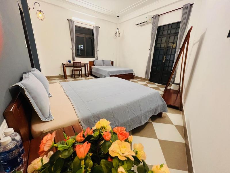 Queenie House - image 13