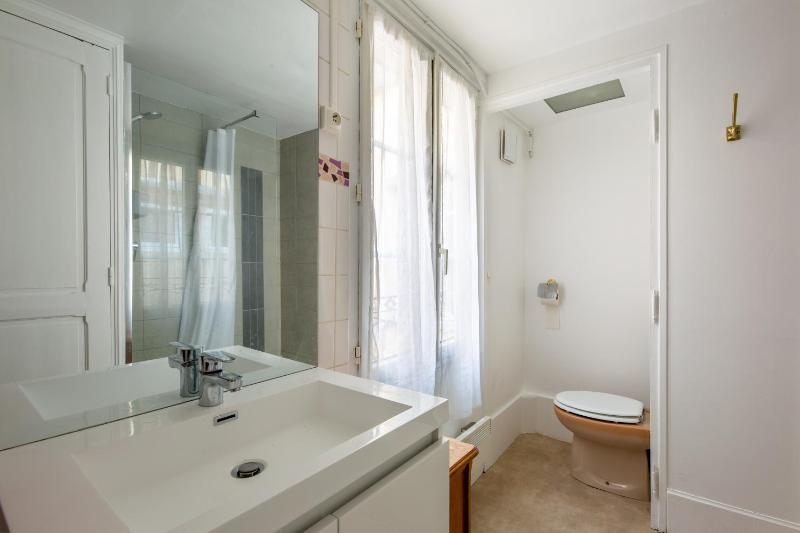 Amandus - image 2