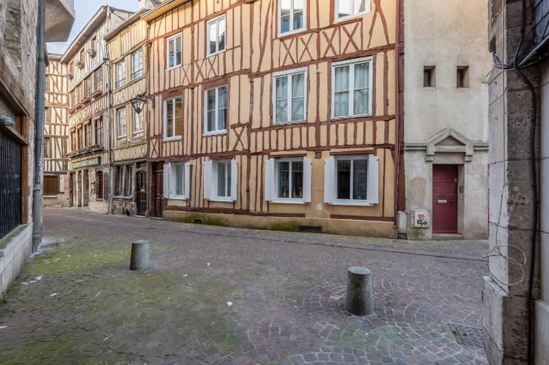 Amandus - image 10