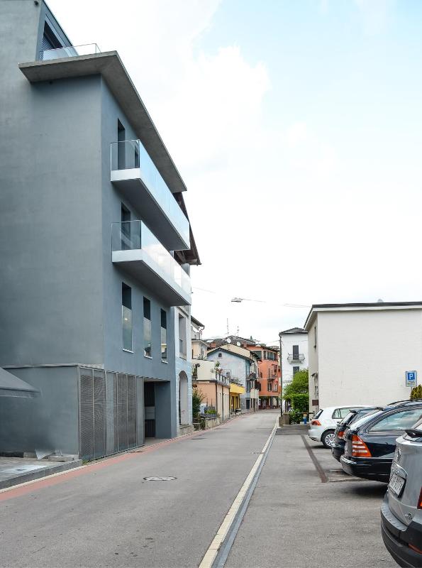 Lakeview Motta Penthouse in Melide - image 44