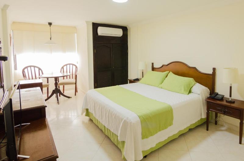 Hotel Majestic - image 8