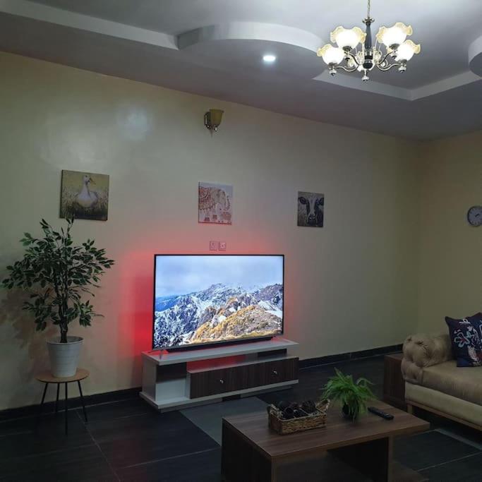 ORCHID House  Orchid Road  Lekki  Stylish 3BDR Terrace Duplex Free WiFi DSTV - image 15
