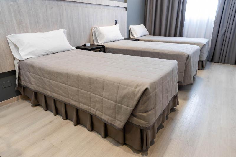 HOTEL M - image 1