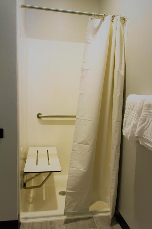 King Room with Balcony image 3