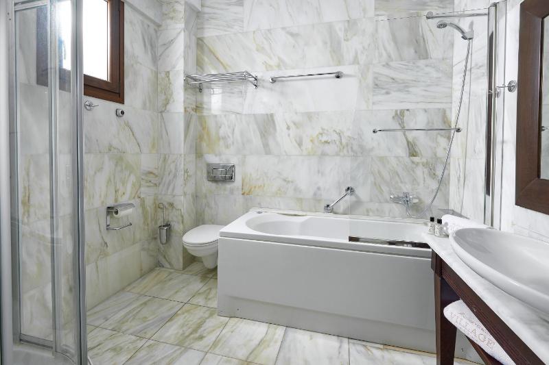 Suite image 3