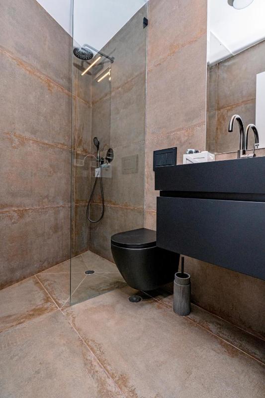 New Duplex 3 Bedroom with Jacuzzi - image 10