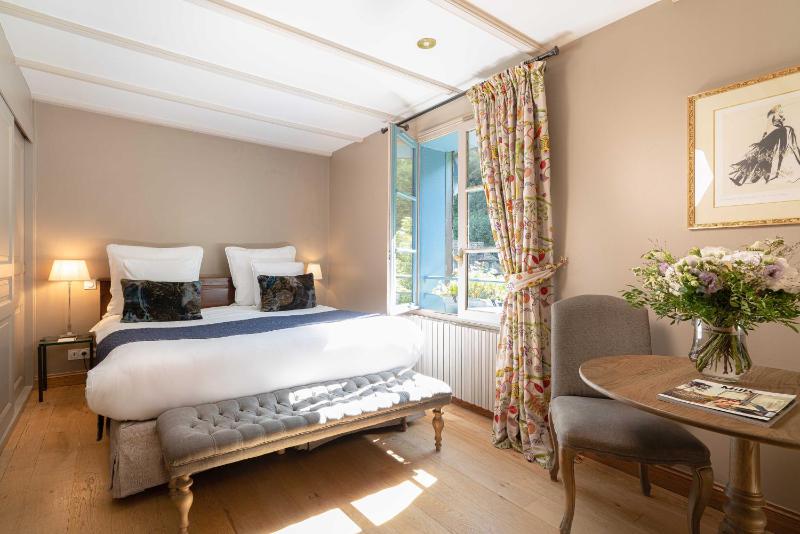 Classic double room - Historical House image 4