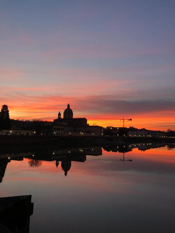 Luxury Double or Twin Room with Balcony and River View image 4