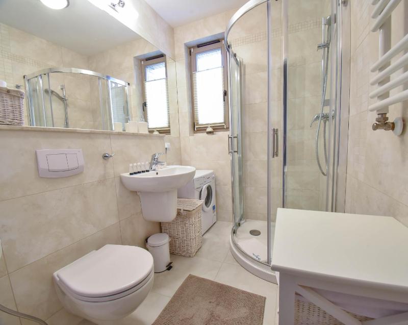 Apartamenty na Wyspie - Zdrojowa 18 - Apartament z sypialnią - Parking - image 30