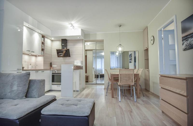 Apartamenty na Wyspie - Zdrojowa 18 - Apartament z sypialnią - Parking - image 14