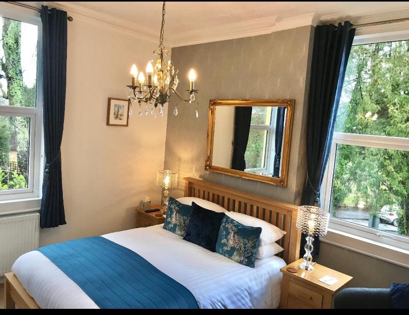 Superior Room image 3