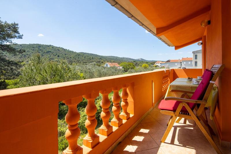 One-Bedroom Apartment with Balcony image 4