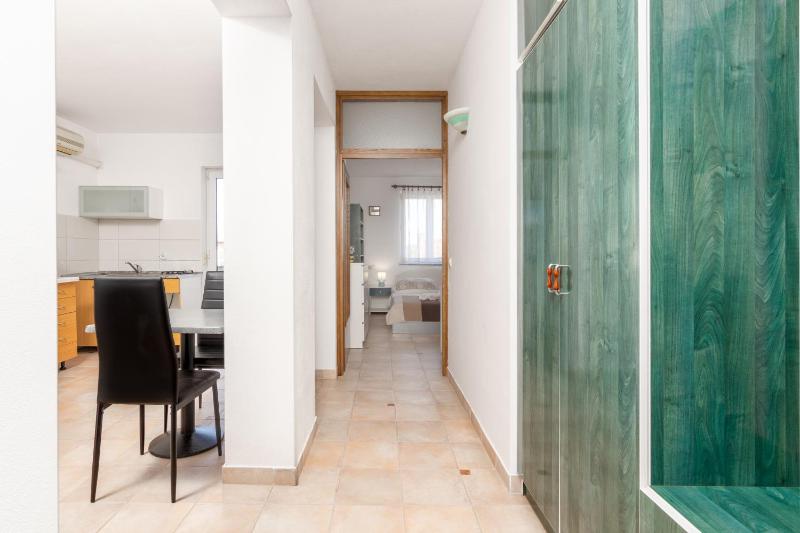 One-Bedroom Apartment with Terrace image 2
