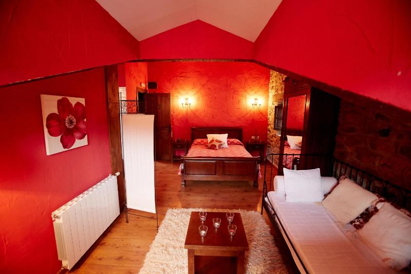 Junior Suite with Spa Bath image 4