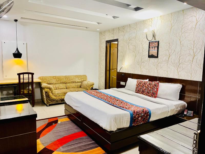 Hotel Queens Tower( A Unit Of Hotel Khyber Continental) - image 5