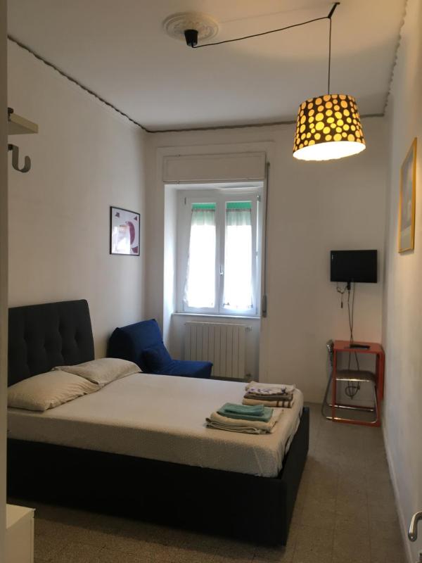 Double Room with Shared Bathroom image 1