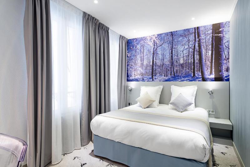 Superior Double Room image 2