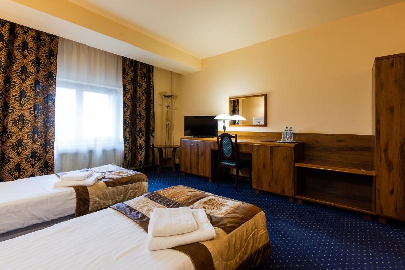 Standard Single Room image 3
