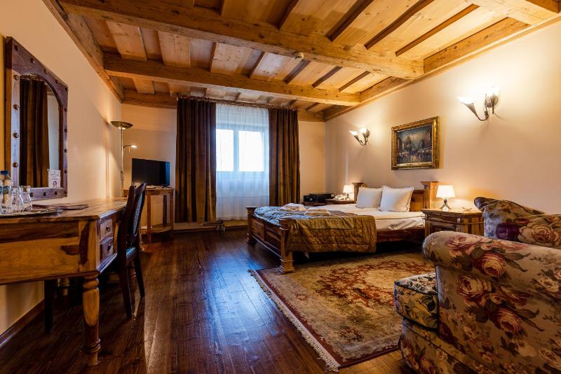 Superior Double Room image 1