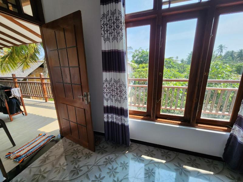King CoCo House - image 2