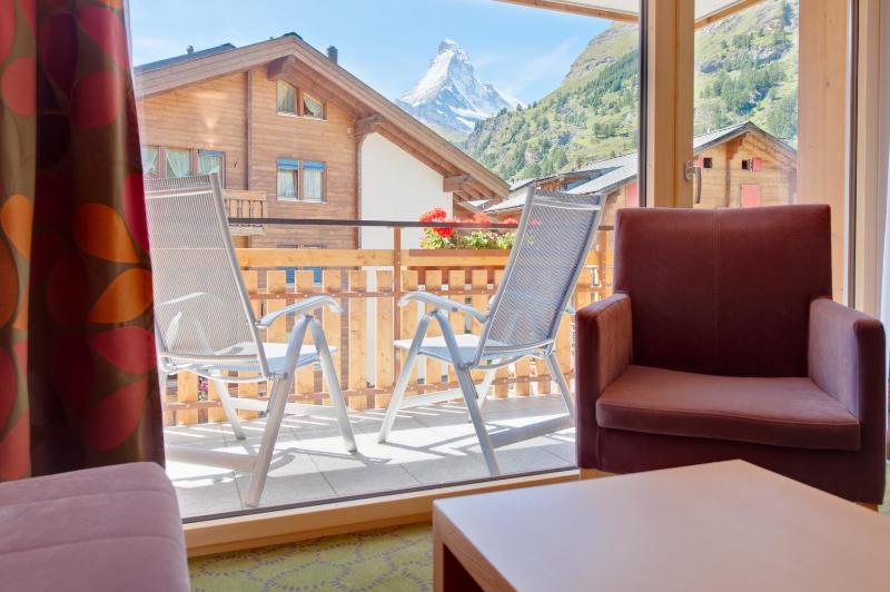 Panorama Double Room with Matterhorn View image 1