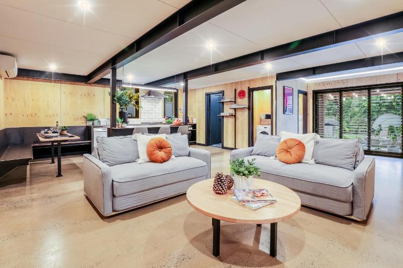Joshi’s - Dog & kid friendly guesthouse Images