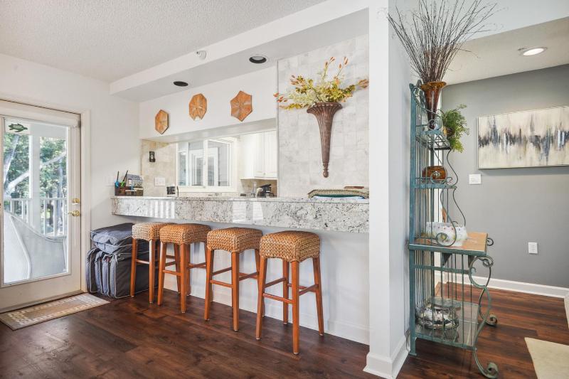 7647 Huntington - image 20