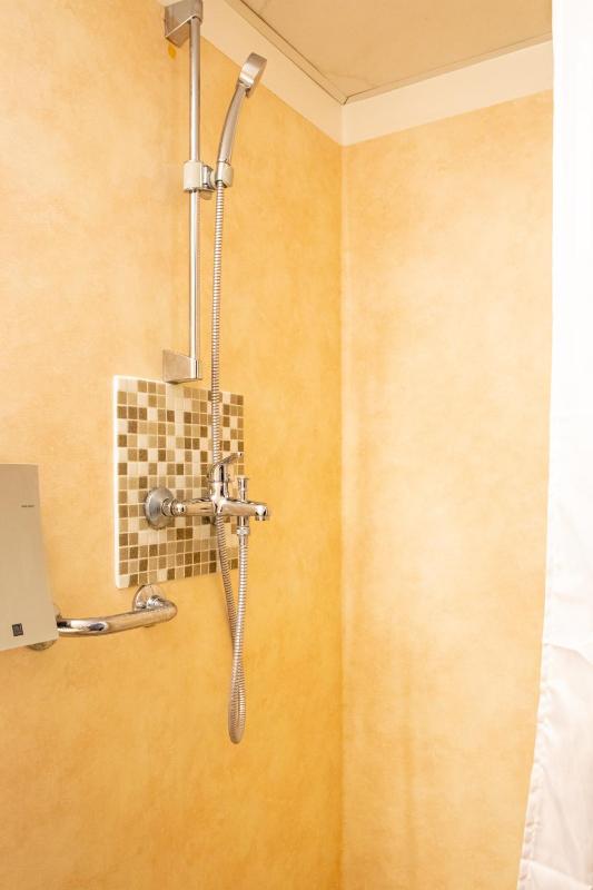 Family Room image 1