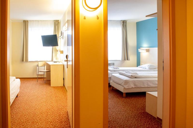 Triple Room image 2