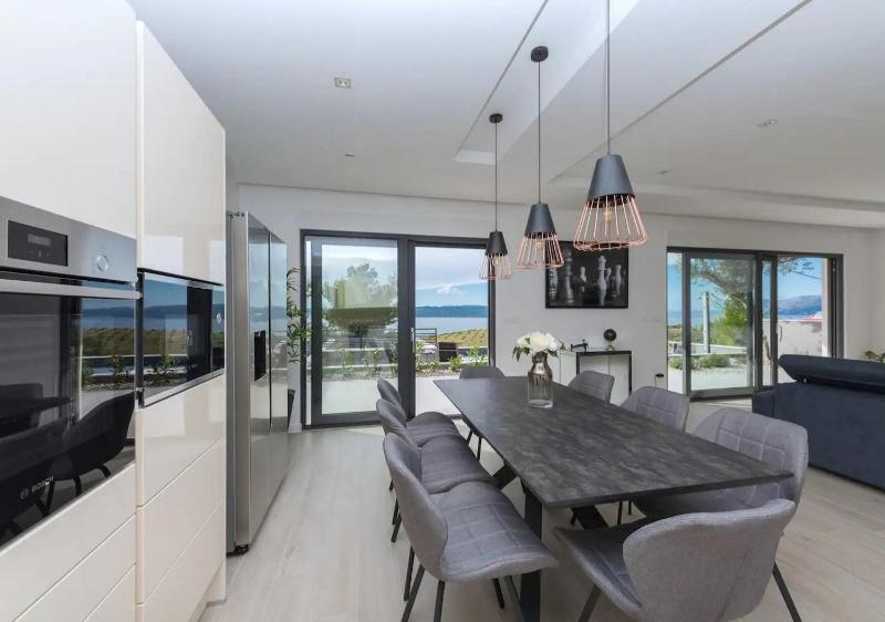Villa Kuk with heated salt water pool - Makarska - image 17