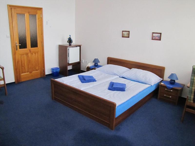 Double Room with Private Bathroom image 3
